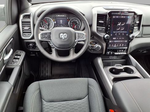 New 2026 RAM 1500 Big Horn AWD/4WD image 4