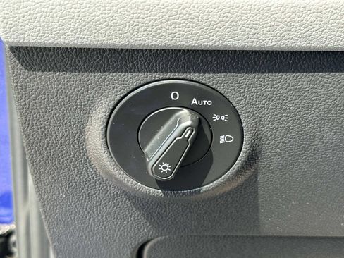 Certified 2022 Volkswagen Taos S AWD/4WD image 15