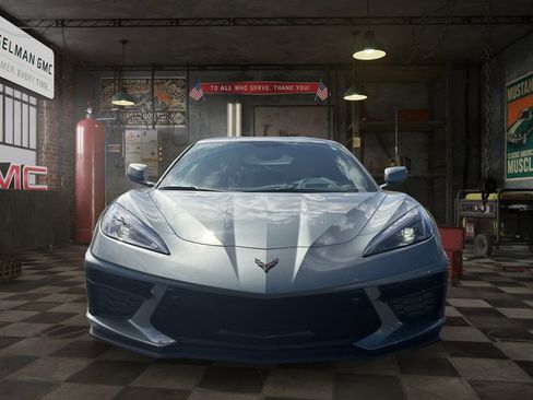 Used 2022 Chevrolet Corvette Stingray Preferred Cpe image 2