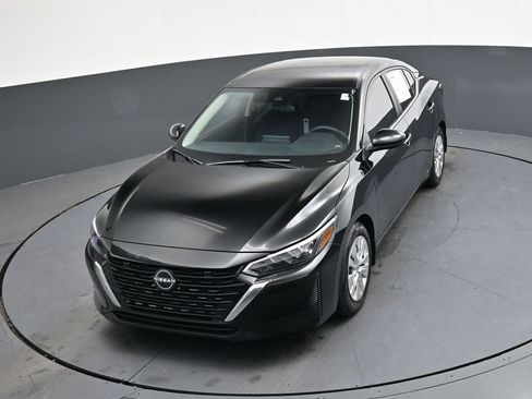 Certified 2025 Nissan Sentra S image 30