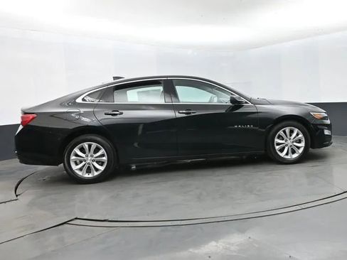 Used 2023 Chevrolet Malibu LT w/ Driver Confidence Package FWD image 4