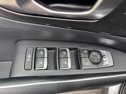 Used 2023 Kia Sorento EX AWD/4WD image 13