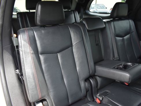Used 2015 Dodge Durango R/T w/ Trailer Tow Group IV RWD image 30