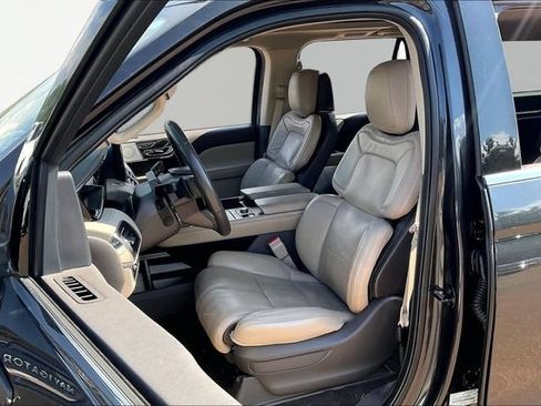 Used 2022 Lincoln Navigator L Reserve AWD/4WD image 15