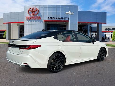 Used 2026 Toyota Camry XSE FWD image 9