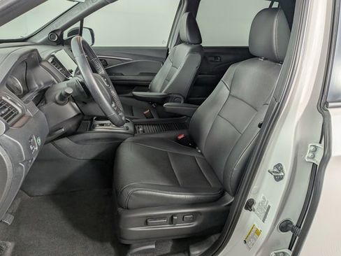 Certified 2023 Honda Passport EX-L image 19