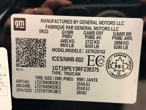 Used 2024 GMC Sierra 2500 AT4 w/ AT4 Premium Plus Package image 34