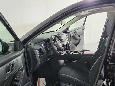 Certified 2026 Nissan Rogue S AWD/4WD image 9