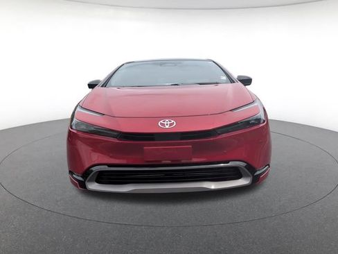 Used 2023 Toyota Prius XLE FWD image 9