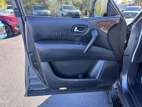 Used 2017 Nissan Armada Platinum image 12