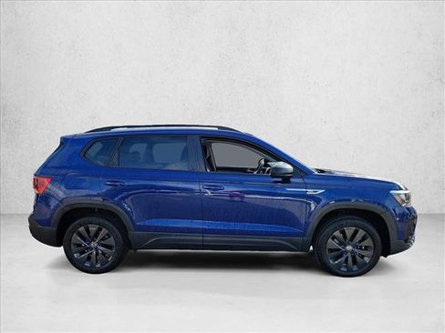 Used 2024 Volkswagen Taos S FWD image 4