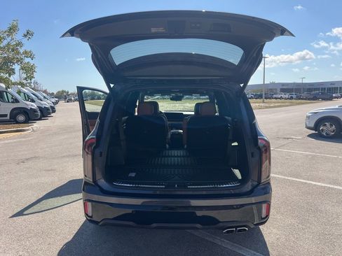 Used 2025 Kia Telluride SX Prestige X-Line image 25