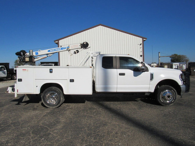 Used 2019 Ford F350 XL w/ XL Value Package AWD/4WD image 2