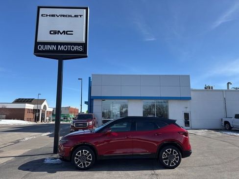 Used 2023 Chevrolet Blazer RS w/ Driver Confidence II Package image 2