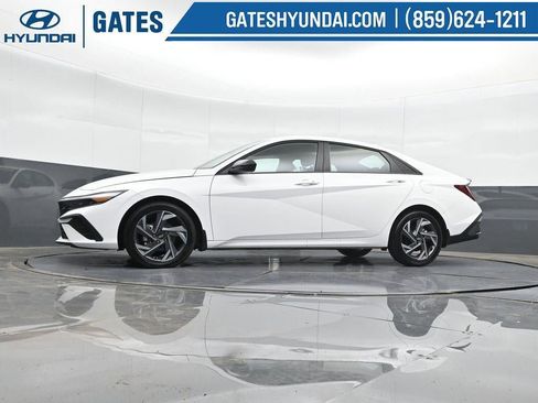 New 2025 Hyundai Elantra Sport FWD image 45