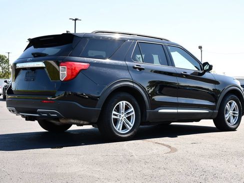 Used 2022 Ford Explorer XLT w/ Equipment Group 202A RWD image 7