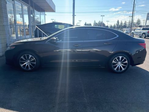Used 2015 Acura TLX w/ Technology Package FWD image 2