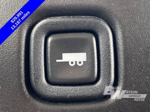 Certified 2024 Chevrolet Express 2500 w/ Driver Convenience Package image 31