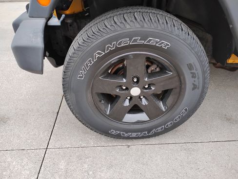 Used 2014 Jeep Wrangler Unlimited Sport w/ Quick Order Package 24S image 18