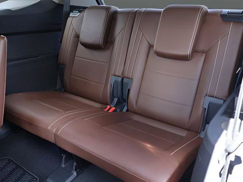 Certified 2023 Volkswagen Atlas SEL AWD/4WD image 19