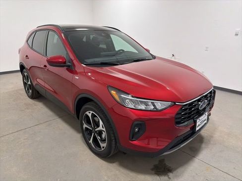 New 2026 Ford Escape ST-Line Select w/ Equipment Group 401A image 3