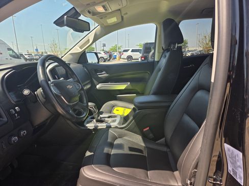 Used 2022 Chevrolet Colorado LT w/ Luxury Package AWD/4WD image 7