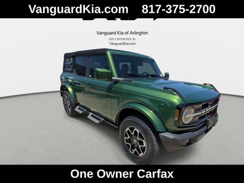 Used 2023 Ford Bronco Outer Banks AWD/4WD image 2