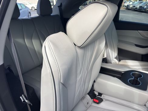 New 2026 Acura MDX SH-AWD w/ Advance Package image 24