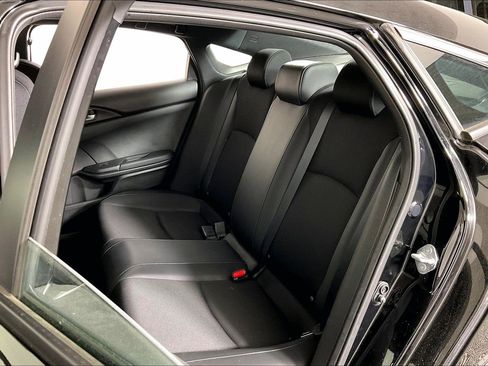 Used 2021 Honda Civic Sport image 7