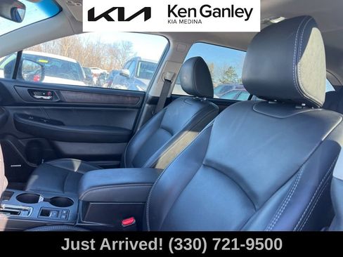 Used 2019 Subaru Outback 2.5i Limited w/ Popular Package #2 image 11