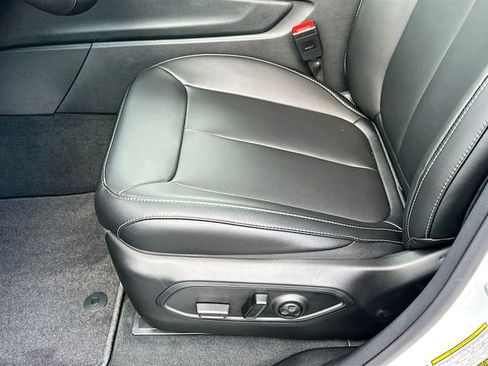 New 2025 Jeep Grand Cherokee Limited w/ Black Appearance Package image 14