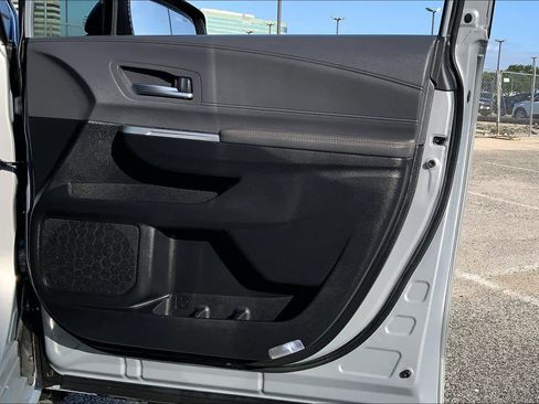Certified 2024 Toyota Sienna XLE Woodland Edition AWD/4WD image 22