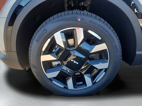 Used 2027 Kia Telluride S FWD image 11