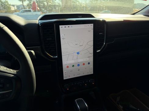 Used 2025 Ford Ranger Lariat w/ FX4 Off-Road Package image 20