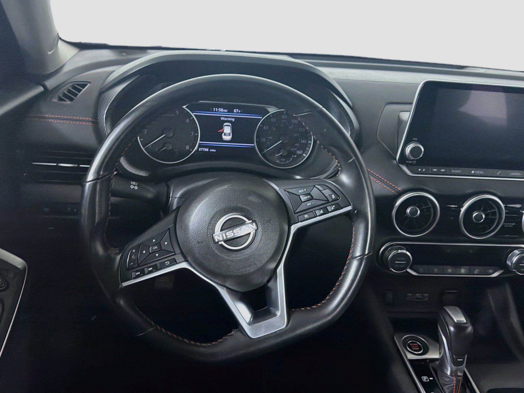 Used 2025 Nissan Sentra SR FWD image 17