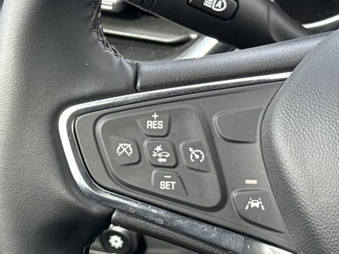 Certified 2024 Chevrolet Equinox LT w/ LPO, Floor Liner Package image 19