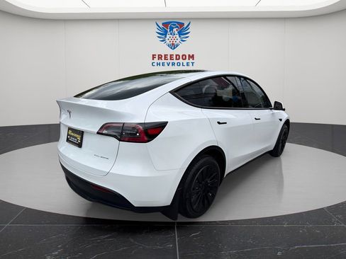 Used 2023 Tesla Model Y Long Range AWD/4WD image 7