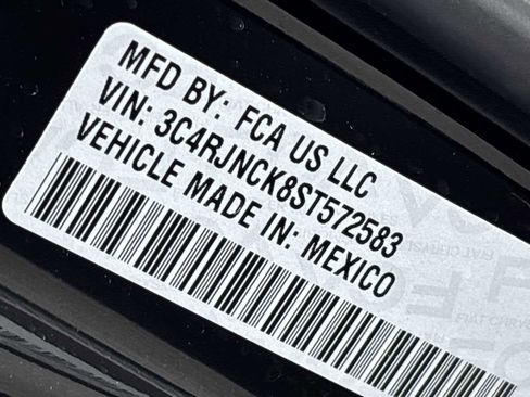 New 2025 Jeep Wagoneer S Limited image 23