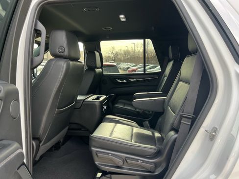 Used 2024 GMC Yukon Denali image 18