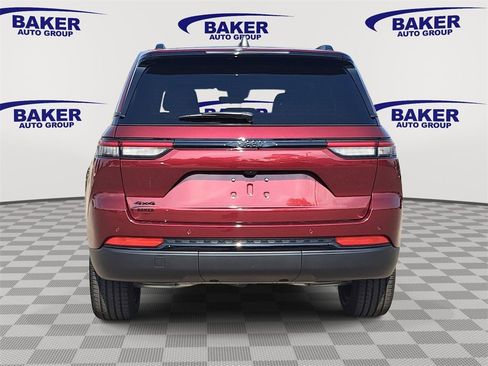 New 2025 Jeep Grand Cherokee Altitude w/ Trailer Tow Package image 4