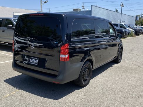 Used 2023 Mercedes-Benz Metris Passenger image 8