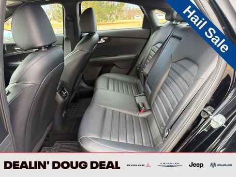 Used 2023 Kia Forte GT-Line w/ GT-Line Premium Package image 26