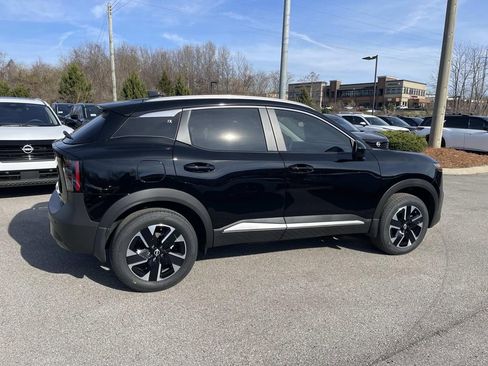 New 2026 Nissan Kicks SV w/ SV Premium Package AWD/4WD image 2