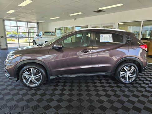 Used 2022 Honda HR-V EX image 6