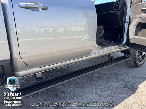 Used 2025 Chevrolet Silverado 3500 LTZ w/ LTZ Plus Package AWD/4WD image 40
