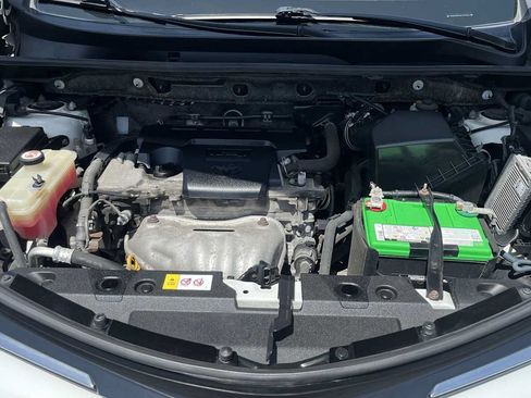 Used 2017 Toyota RAV4 LE AWD/4WD image 27
