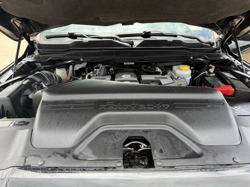 Used 2022 RAM 2500 Laramie w/ Night Edition AWD/4WD image 26