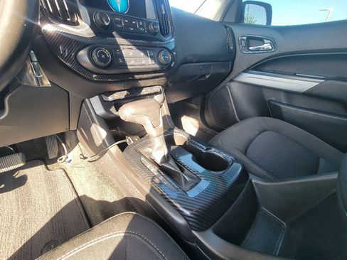 Used 2018 Chevrolet Colorado LT w/ LT Convenience Package image 22