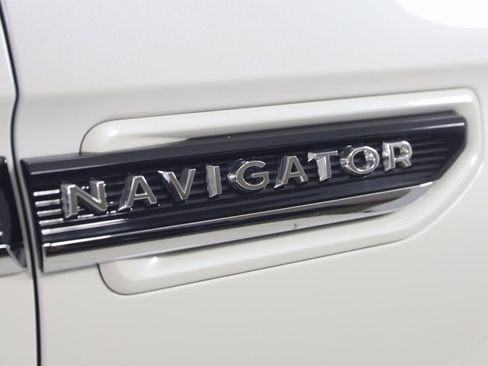 Used 2023 Lincoln Navigator Black Label image 44