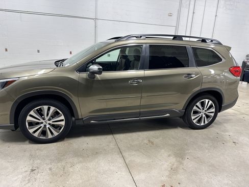 Used 2022 Subaru Ascent Touring AWD/4WD image 7